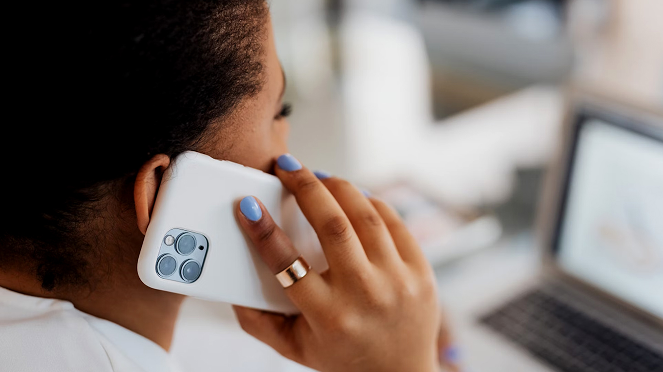 App to call landlines for free
